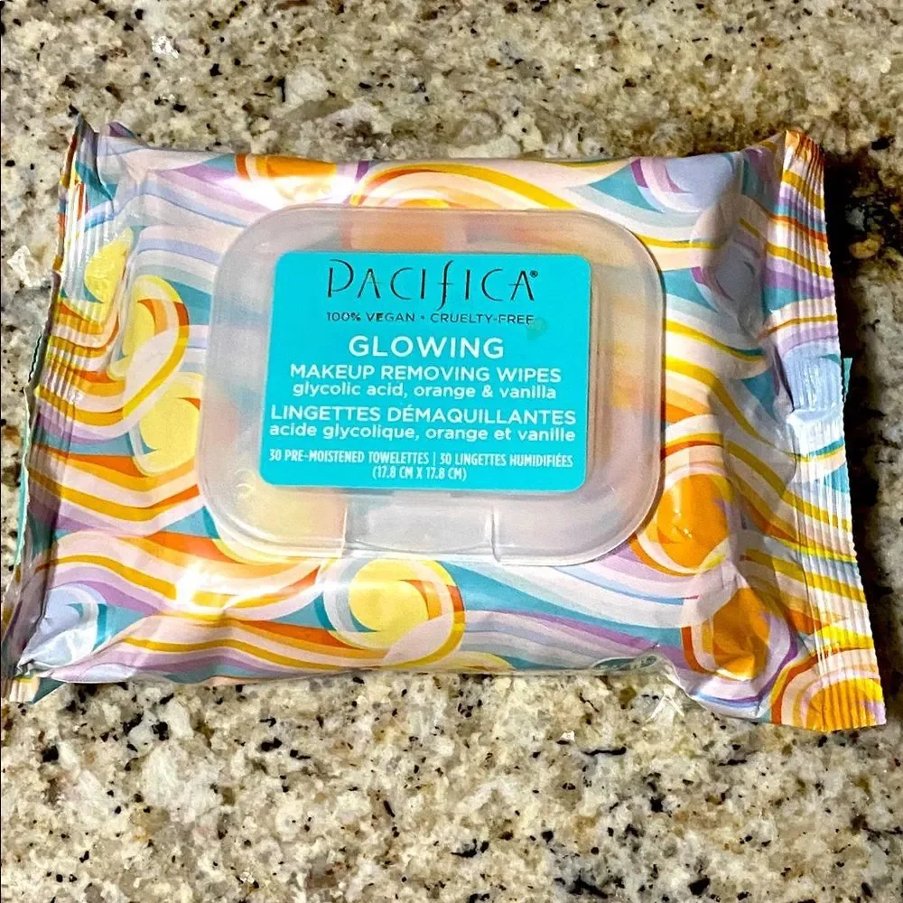 Pacifica Glowing Makeup Removing Wipes